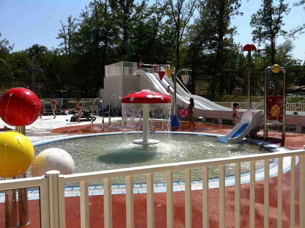 La Grande Tortue Hotel Candé-sur-Beuvron Buitenkant foto